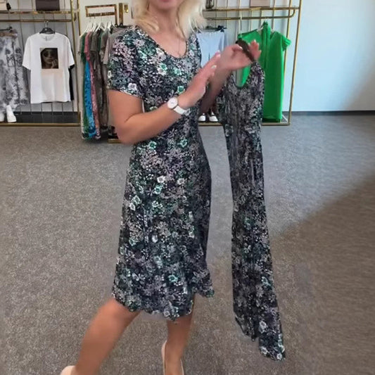 💐New Arrival 50%OFF💖 Women's Casual Scoop Neck Floral-Print Dress